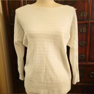 Super Soft• Gorgeous • Elegant White Sweater